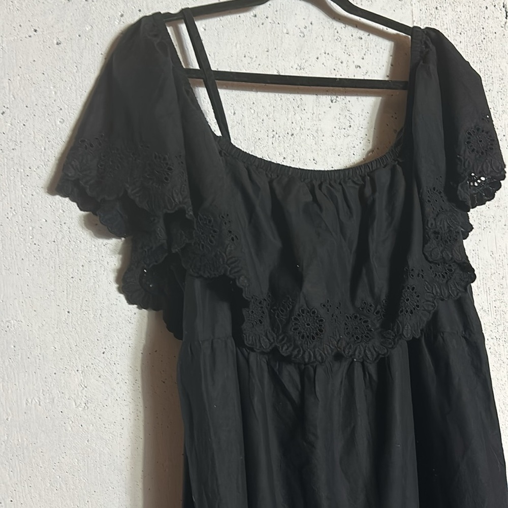 Old Navy Off the Shoulders Black Embroidery Maxi Dress, XXL - Picture 6 of 9